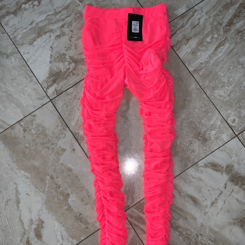 Fashion Nova Leggings!